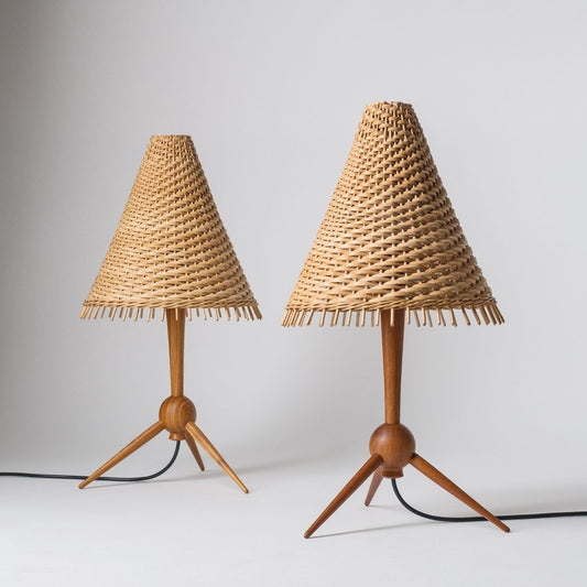 Conical Bamboo Shade Table Lamp – Handcrafted Bedside Lighting